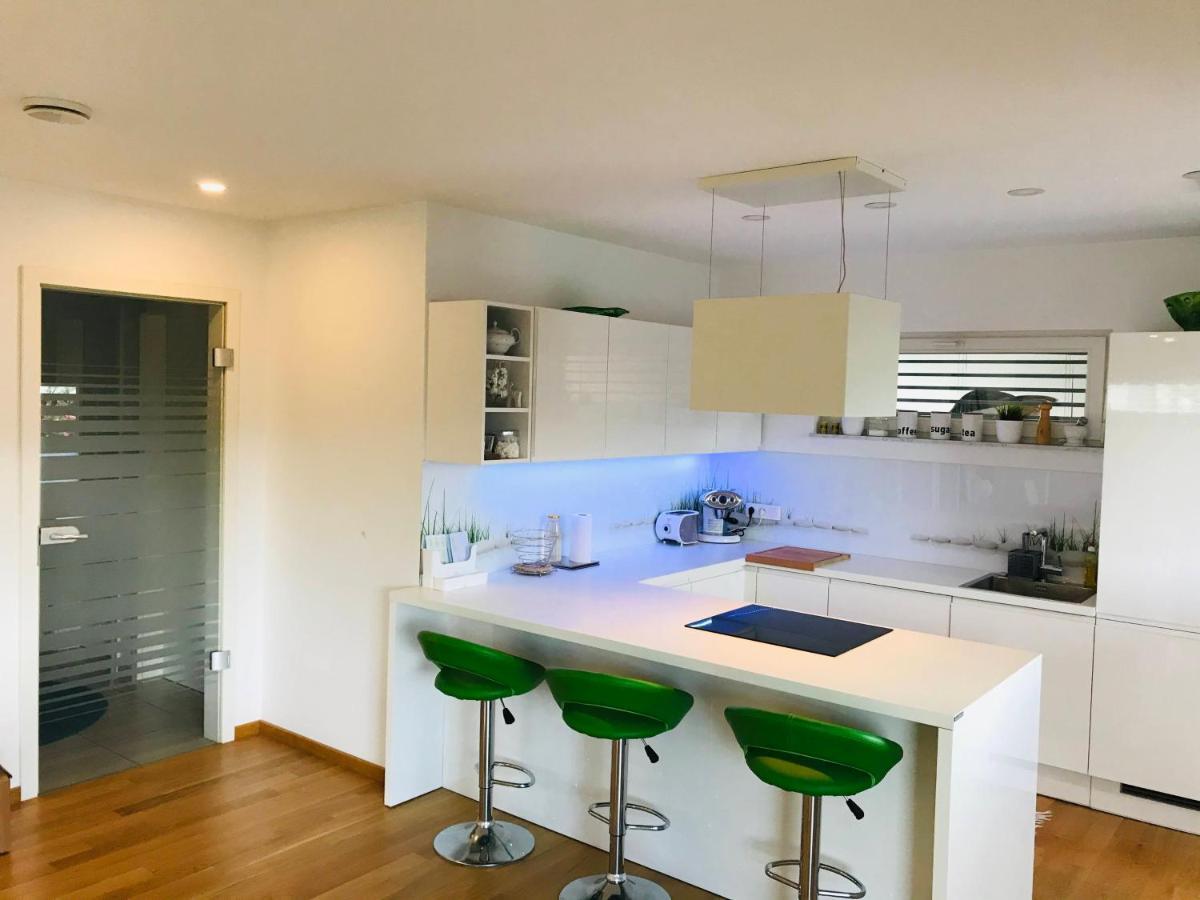 Spacious Family Home Near Bled - Modern & Cozy ราโดว์ลิตซา ภายนอก รูปภาพ
