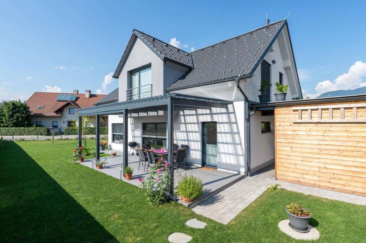 Spacious Family Home Near Bled - Modern & Cozy ราโดว์ลิตซา ภายนอก รูปภาพ